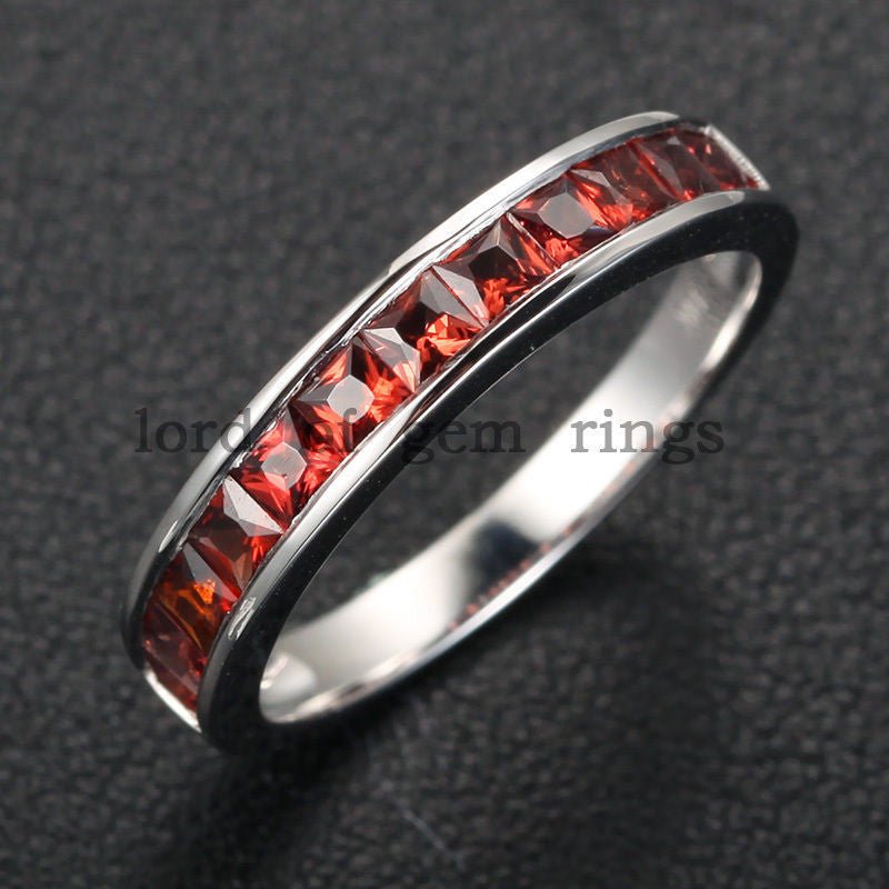 January Birthstone - Garnet - Lord of Gem Rings