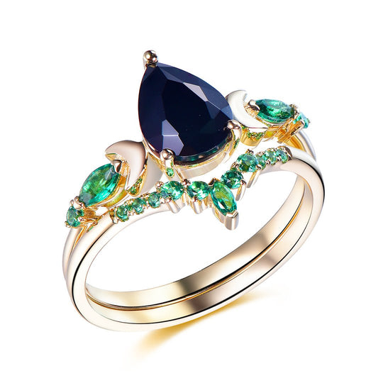 Crescent Noir Onyx & Emerald Ring Set in 14k Yellow Gold