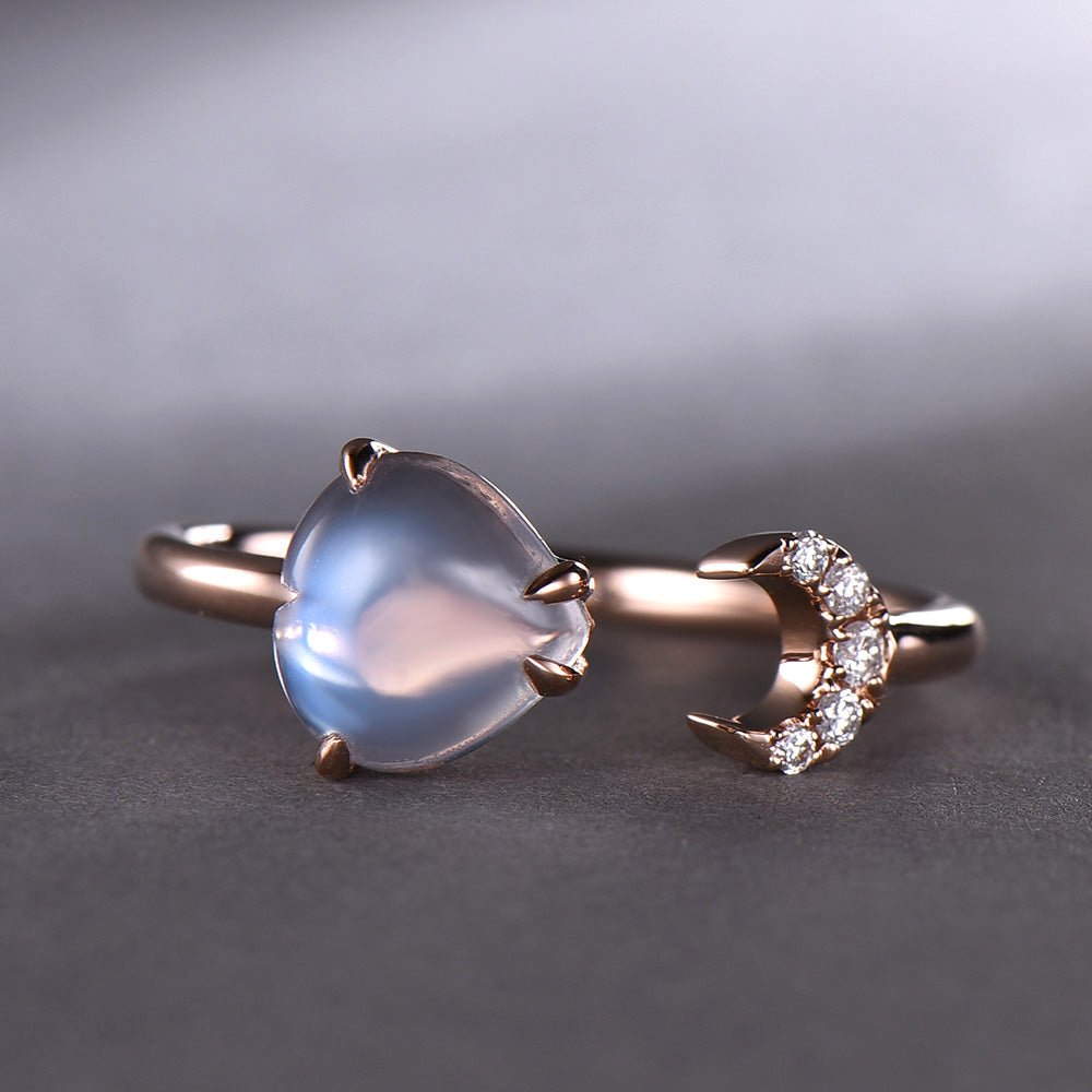 Heart Moonstone Accompanied Diamond Crescent Ring - Lord of Gem Rings
