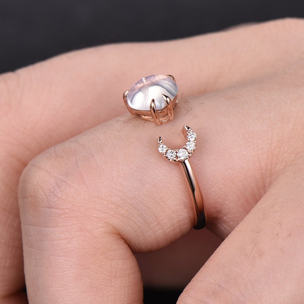 Heart Moonstone Accompanied Diamond Crescent Ring - Lord of Gem Rings