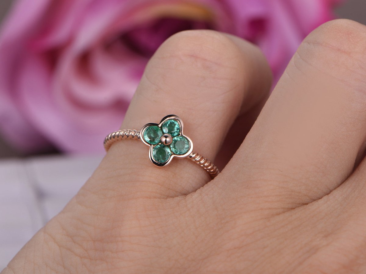 Lucky Clover Twisted Emerald Ring 14K White Gold - Lord of Gem Rings