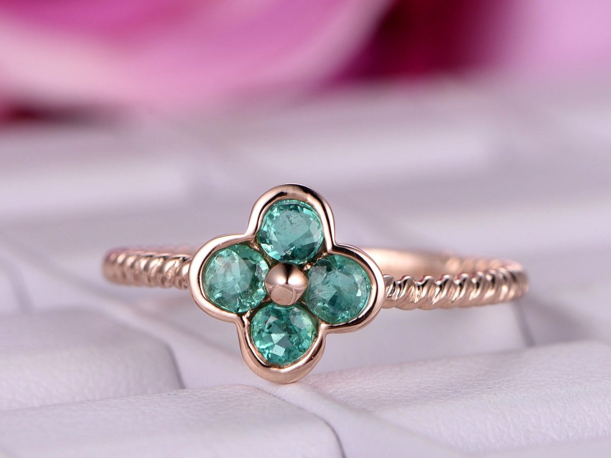 Lucky Clover Twisted Emerald Ring 14K White Gold - Lord of Gem Rings