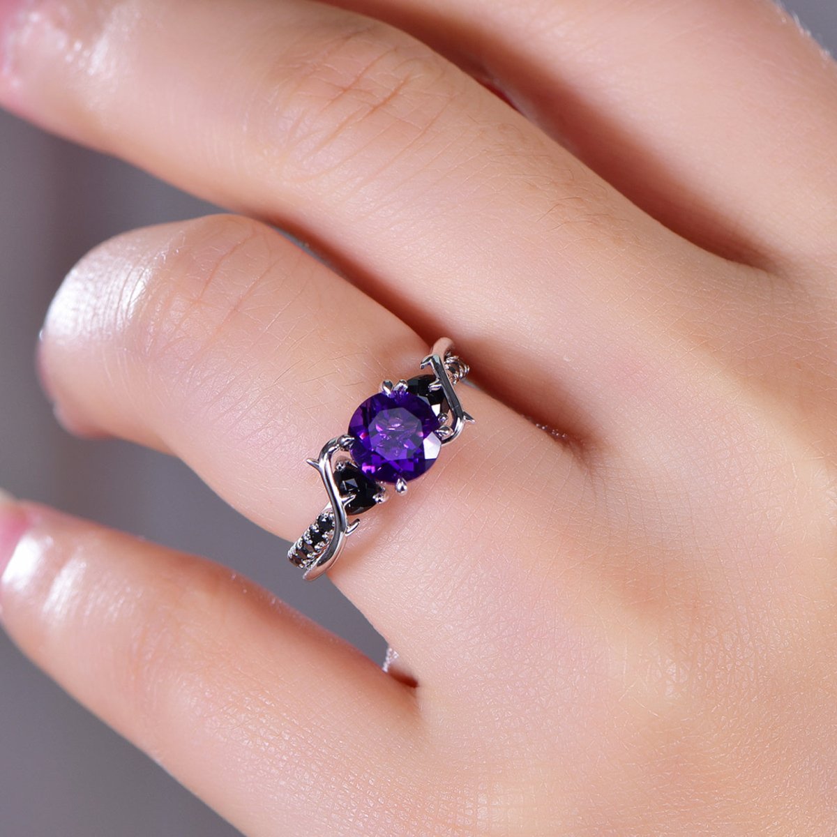 Round Amethyst Trillion Black Spinel Vine Ring 14K Gold - Lord of Gem Rings