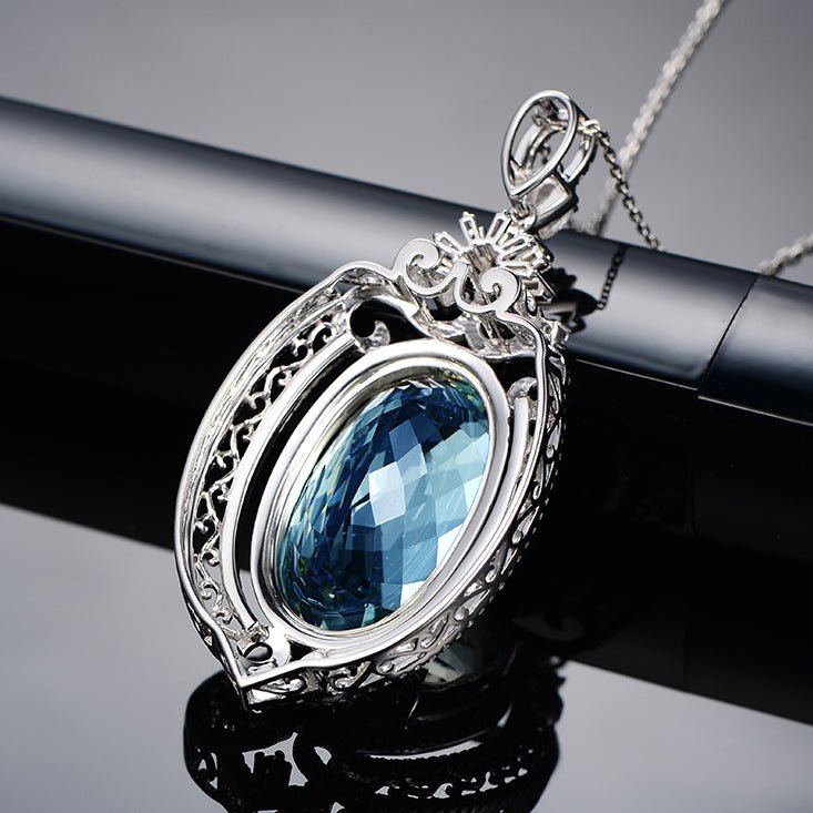Vintage Oval Aquamarine Diamond Pendant 18k Gold - Lord of Gem Rings