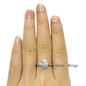 Round Moissanite Diamond Halo Engagement Ring