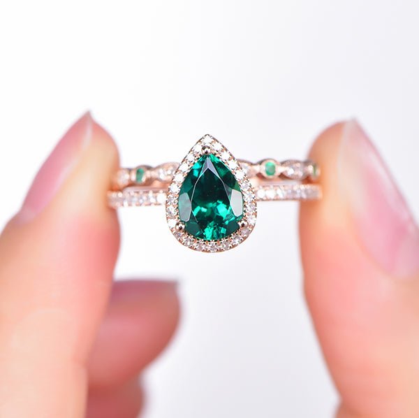 1.2ct Pear Emerald Moissanite Bridal Set 14K Rose Gold - Lord of Gem Rings