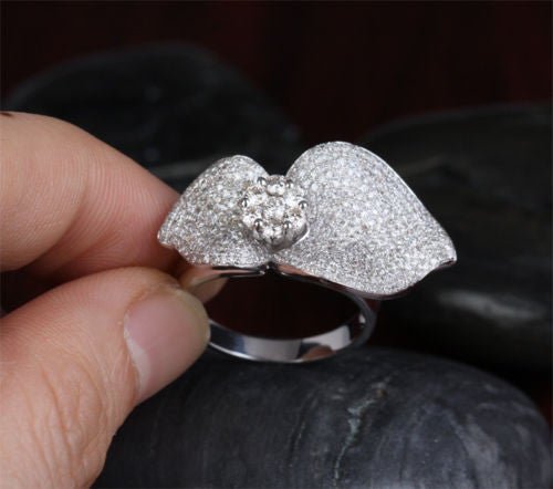 14K White Gold Flower Pavé Diamond Wedding Ring Engagement  Ring (3.08ct.tw.)