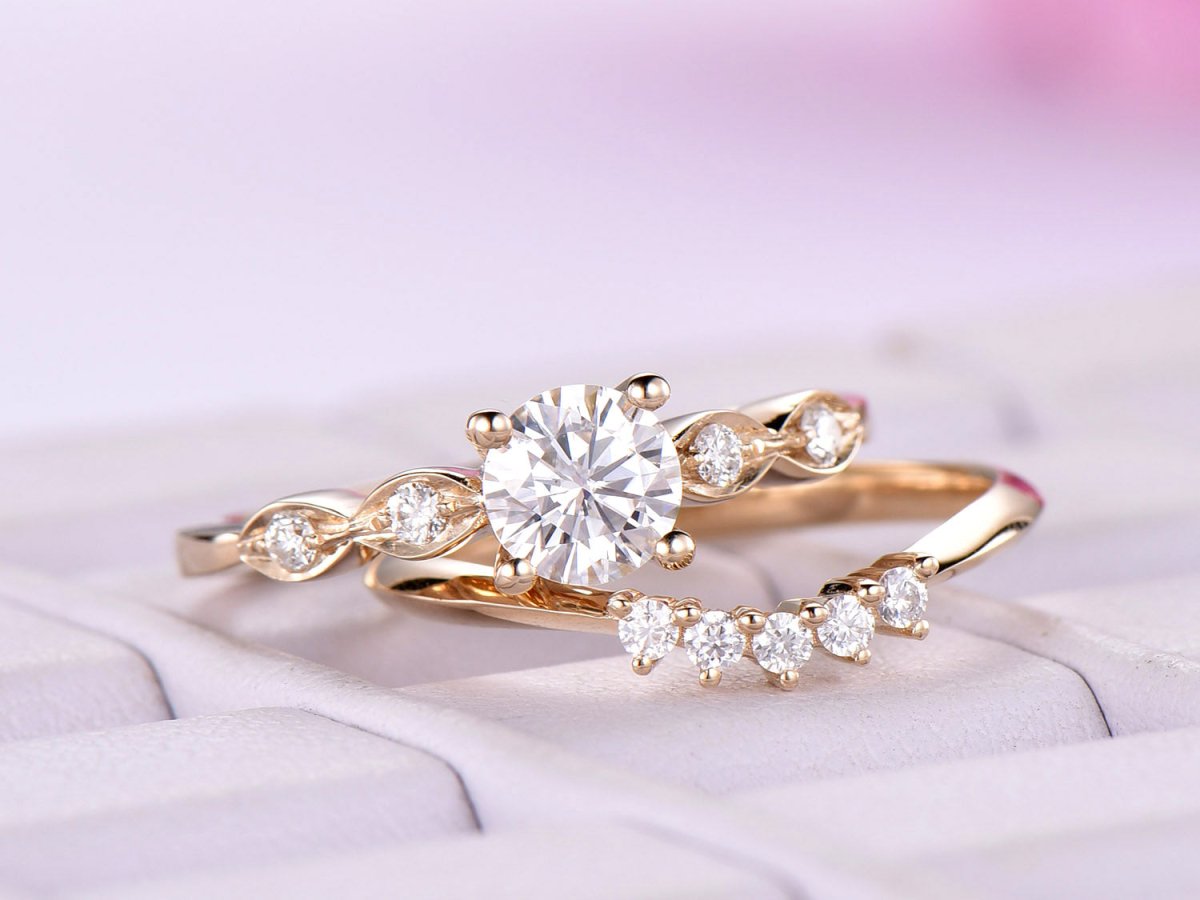 Art Deco Round Moissanite Bridal Set with Contour Five - Stone Band - Lord of Gem Rings