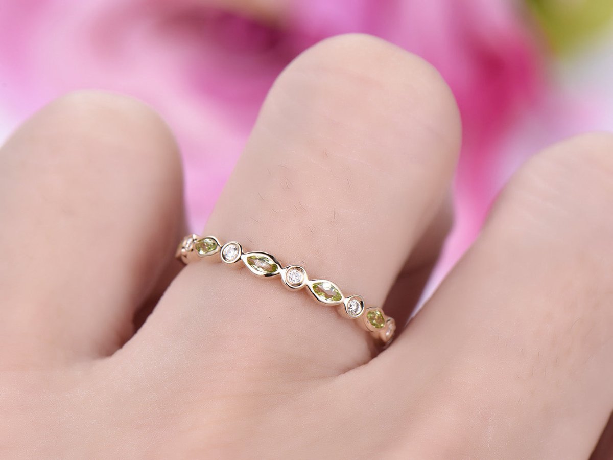 Beze-Set Peridot Marquise Moissanite August Birthstone Band - Lord of Gem Rings