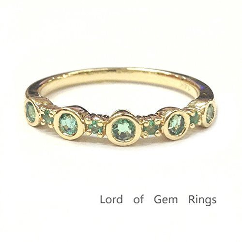 Bezel-Set Tsavorite(Garnet) Bubble January Birthstone Band