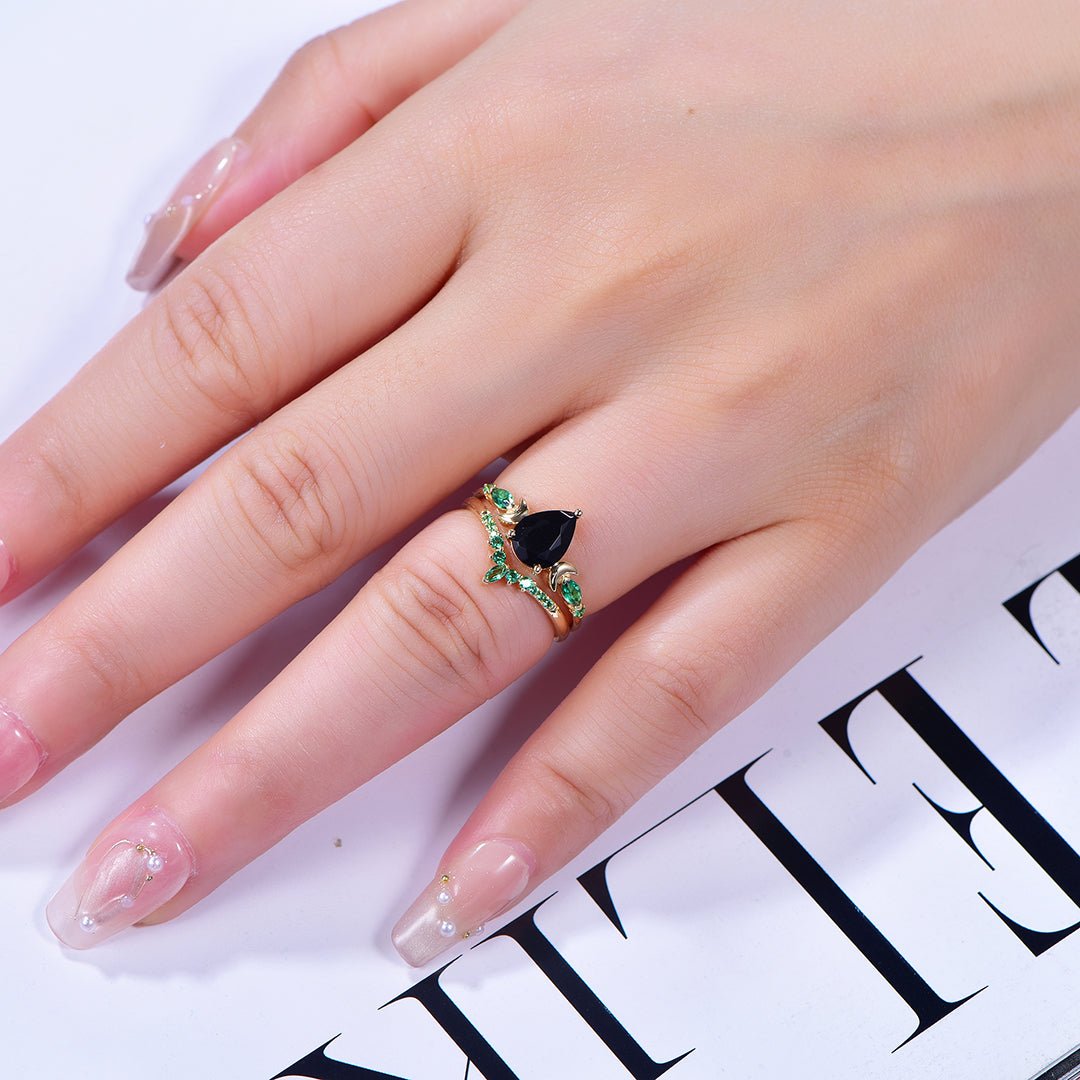 Crescent Noir Onyx & Emerald Ring Set in 14k Yellow Gold - Lord of Gem Rings