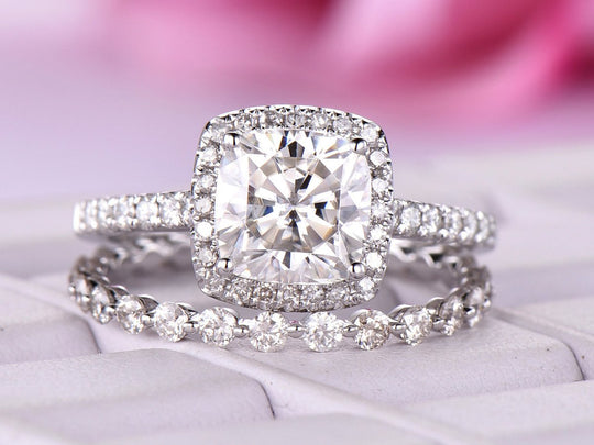 Cushion Moissanite Floating Bridal Set