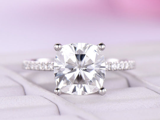 Cushion Moissanite Hidden Halo in 18K Gold