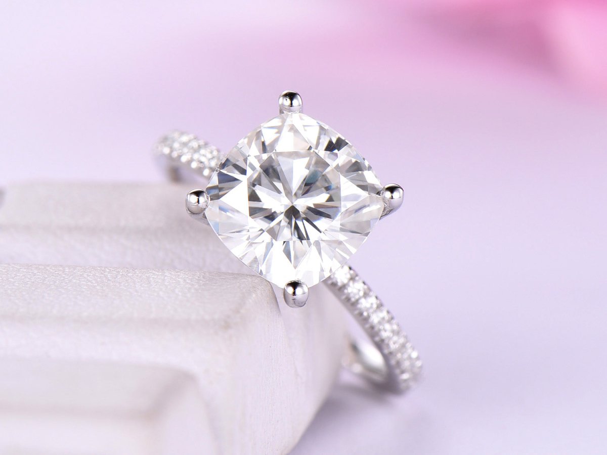 Cushion Moissanite Hidden Halo in 18K Gold - Lord of Gem Rings