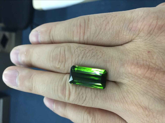 green tourmaline for diamond pendant