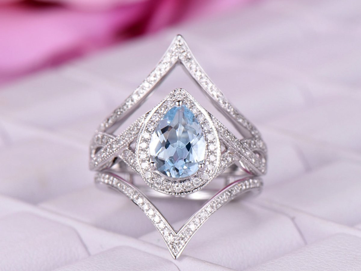 Pear Aquamarine Diamond Chevron Passionate Love Set - Lord of Gem Rings