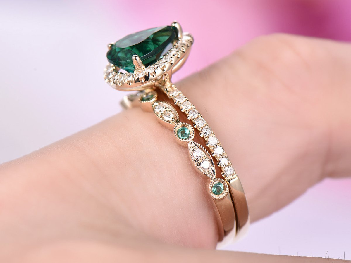 Pear Emerald Diamond Bridal Set Birthstone Art Deco band 14k Yellow Gold - Lord of Gem Rings