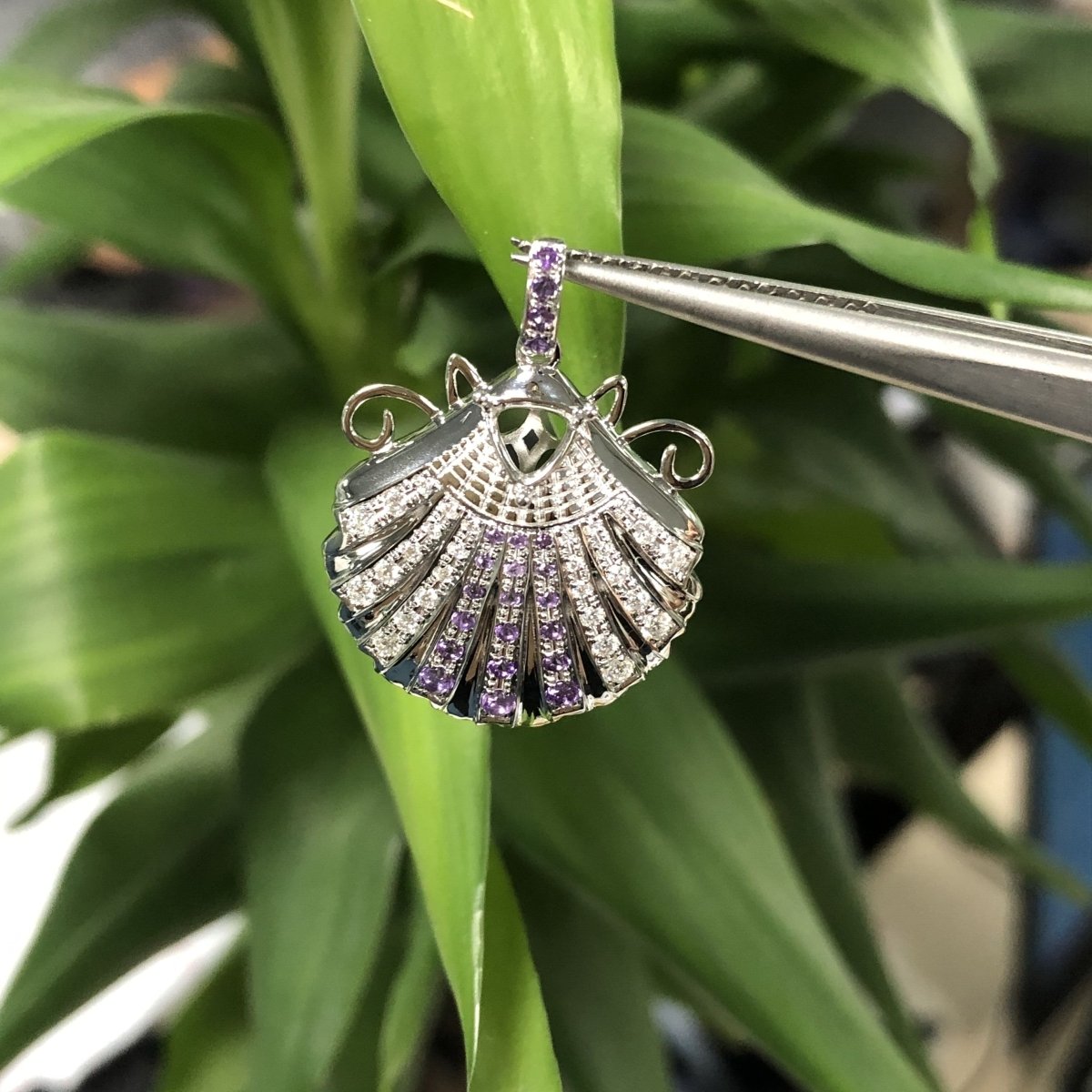 Reserved for Eric Custom Shell Pendant 14k White Gold - Lord of Gem Rings