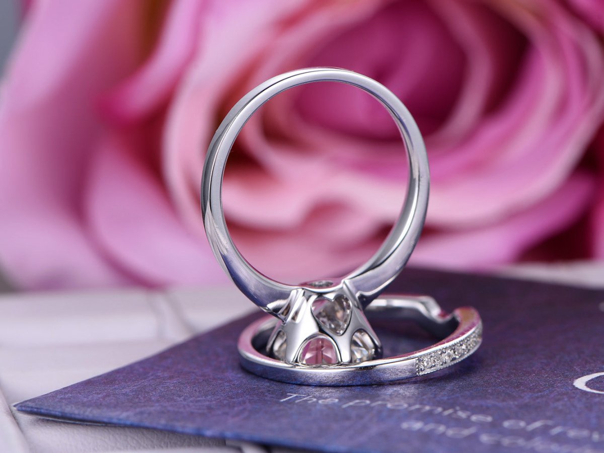 Solitaire Round Moissanite Bridal Set Diamond Curved Band - Lord of Gem Rings