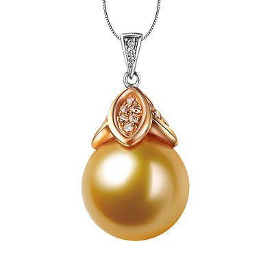 South Sea Pearl 18K Two-Tone Gold VS-SI Diamonds pendant for Necklace