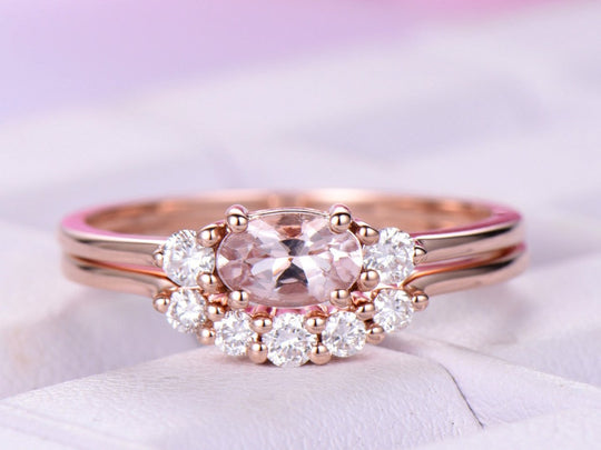 Three-Stone Oval Morganite Ring Dainty Accent Damonds Bridal Set