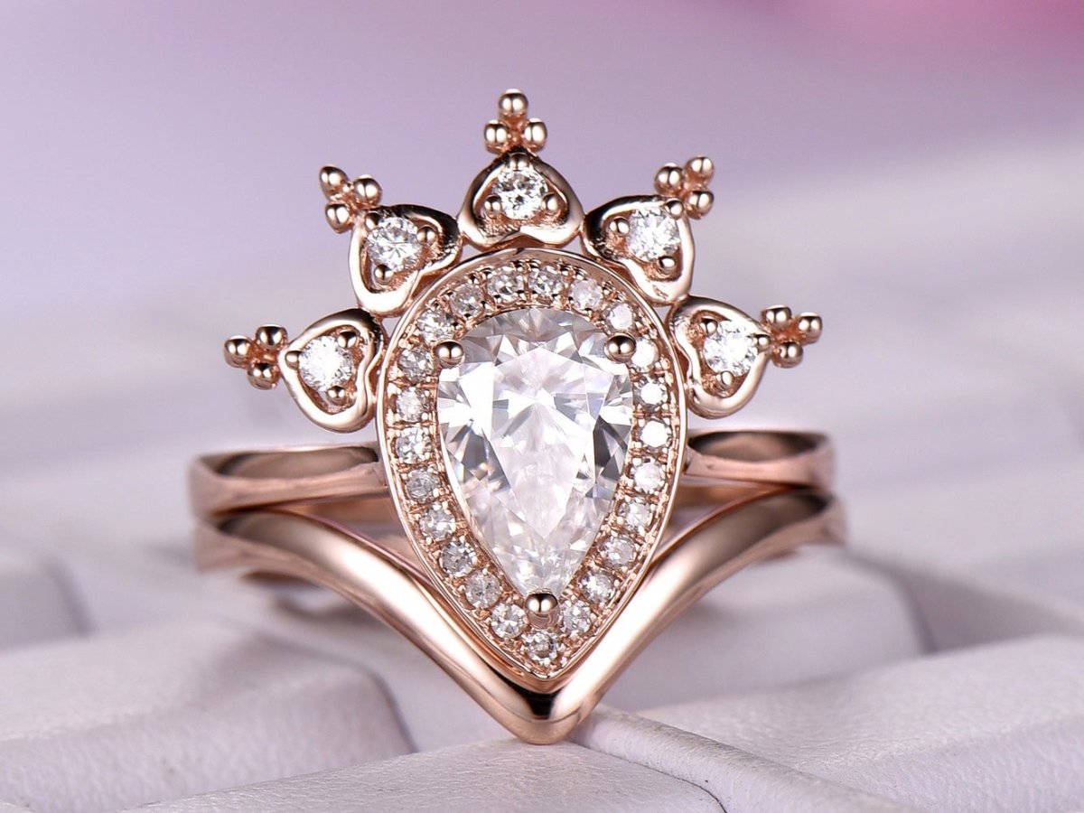 Tiara Diamond Halo Pear Moissanite Ring Plain Chevron Band Bridal Set - Lord of Gem Rings