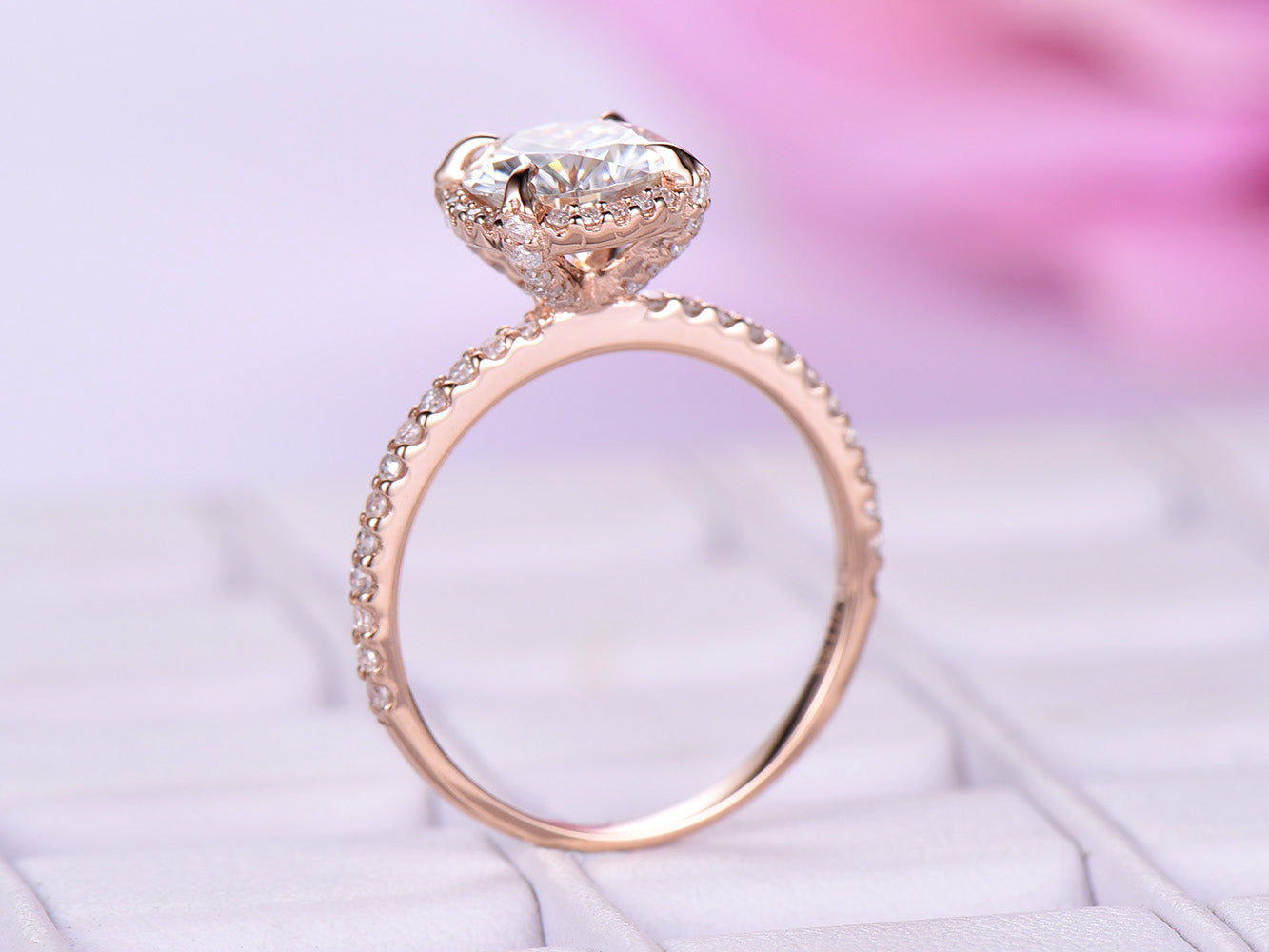 Round Moissanite Engagement Ring Diamond Halo in 18K Gold